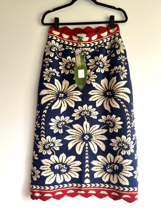 FARM Rio Dresses & Skirts - FARM Rio Luna Floral Knit Pencil Skirt Navy Cream Red Scalloped Trim Medium NWT